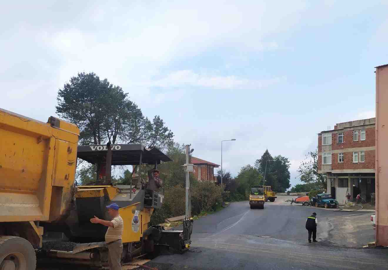 ÇAMAŞ’IN KALBİNE SICAK ASFALT!